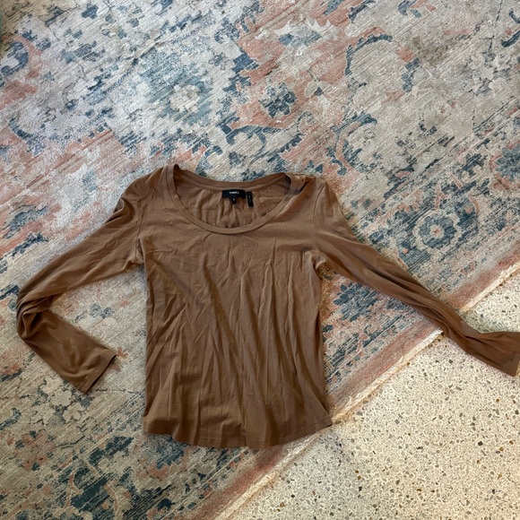 Scoop Neck Theory Long Sleeve Tees- Set of Four - Picture 2 of 4